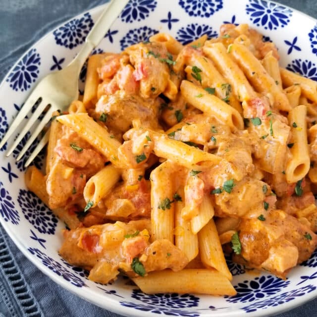 Southwest Chicken Alfredo with Golden Chicken and Cheddar Cream Sauce