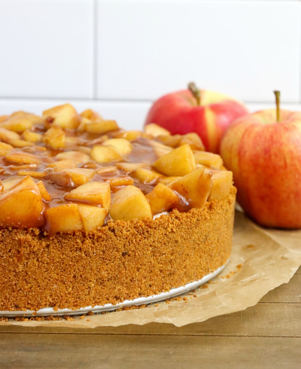 No-Bake Apple Pie Cheesecake with Cinnamon Apples and Caramel