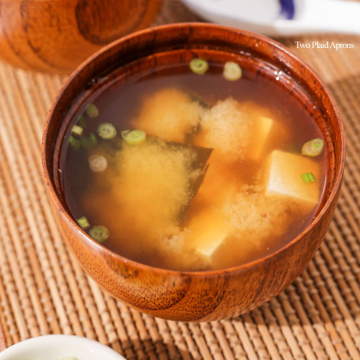 Easy Gluten-Free Miso Soup with Tofu and Wakame